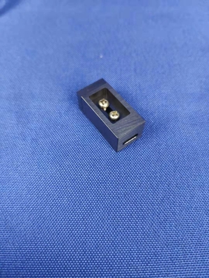 USB 타입-C 연결기와 케이블 조립 순응성 - 강도 연속성 테스트 지그를 확 비틀 형태 E-3 참조