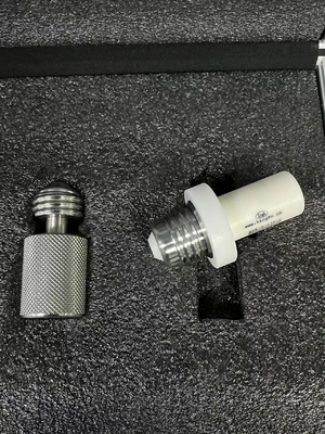 램프 홀더를 시험하기 위한 ANSI C81.63 나선부 계측기